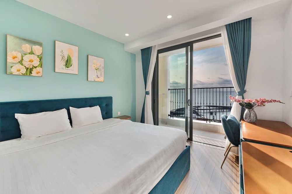 La isla Apartments & Villas – Sea View & Fireworks Phu Quoc Apartment, 1 Bedroom, Beach View 7