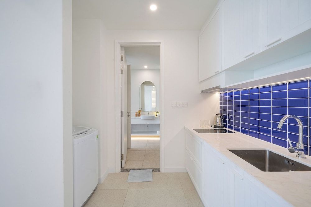 La isla Apartments & Villas – Sea View & Fireworks Phu Quoc Apartment, 3 Bedrooms, Beach View 11