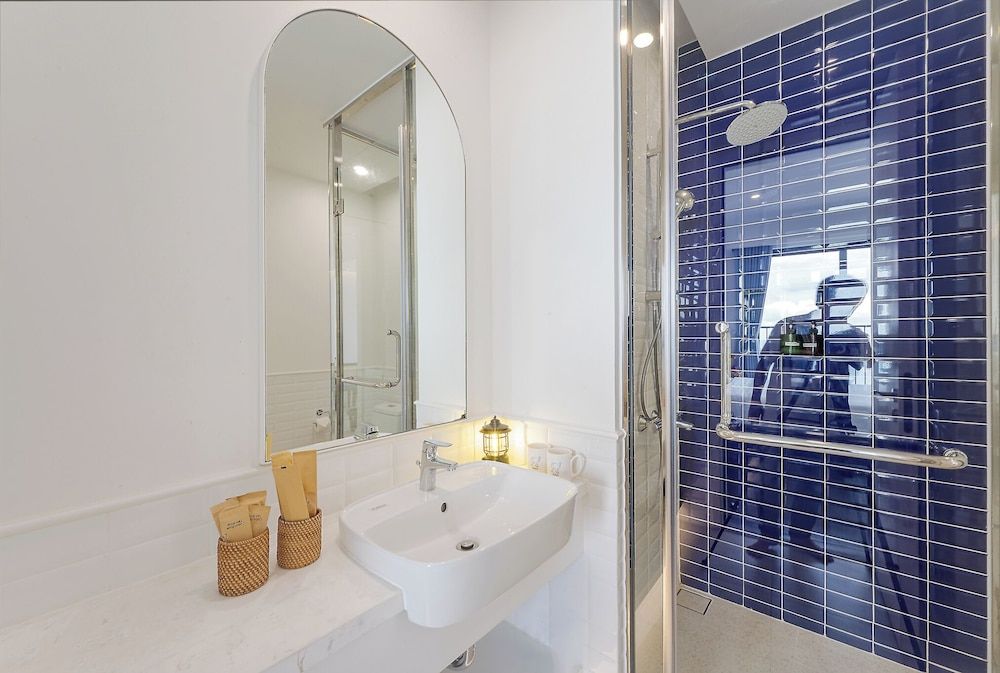 La isla Apartments & Villas – Sea View & Fireworks Phu Quoc Apartment, 3 Bedrooms, Beach View 12