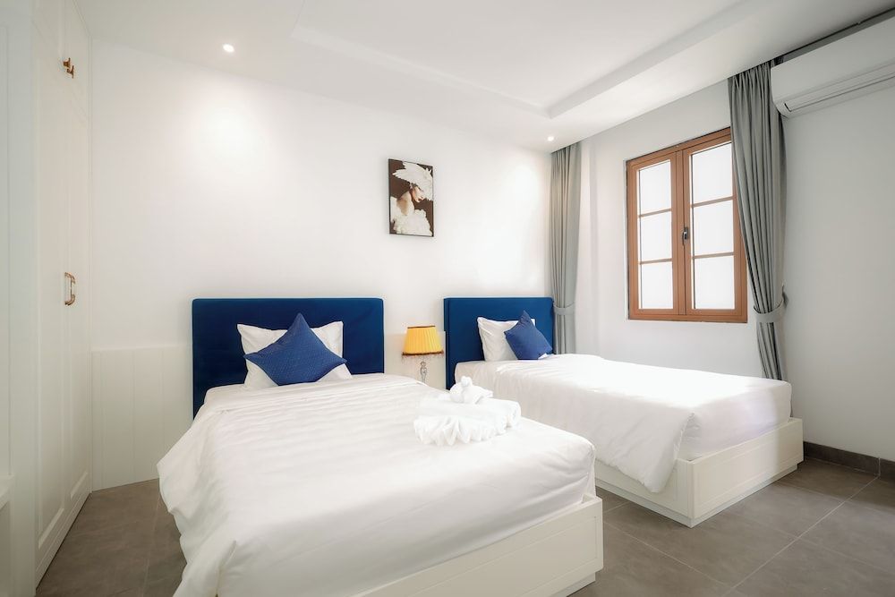 Deluxe Double or Twin Room, Balcony, City View