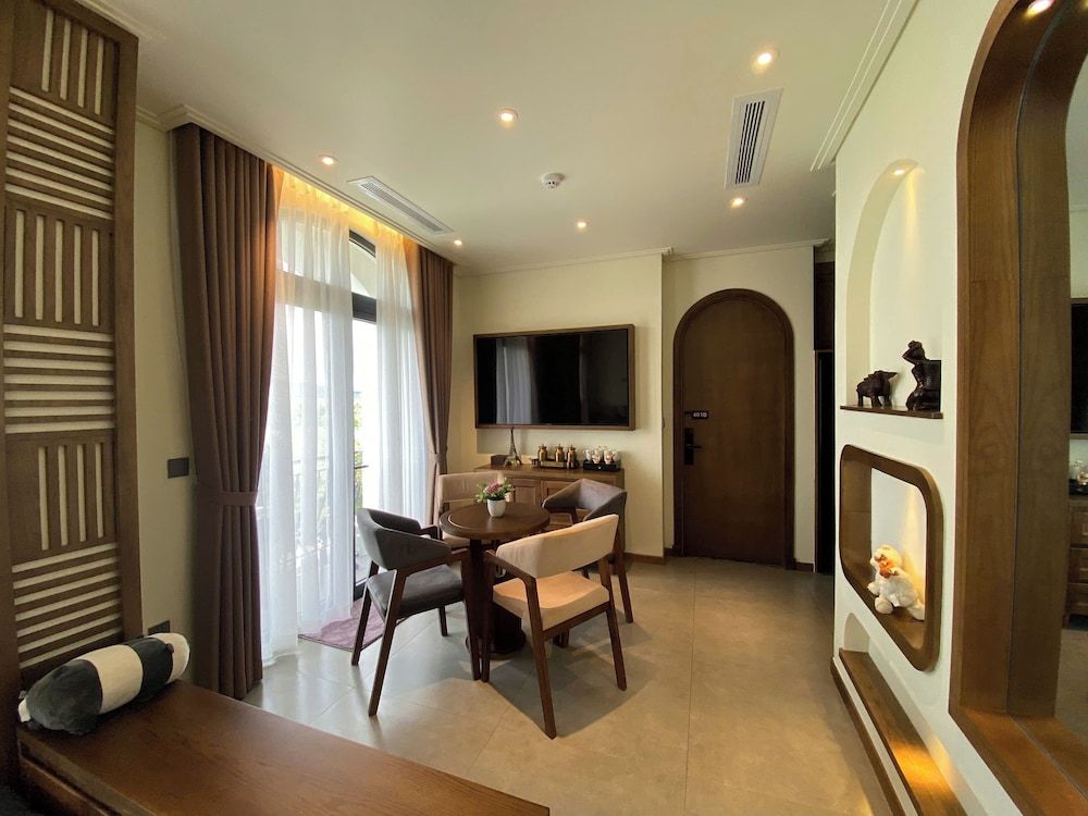 JB Serviced Apartment Phu Quoc Executive Suite, Balcony, Garden View 13