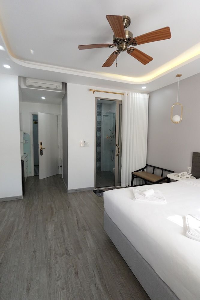 Standard Double Room, 1 Double Bed, Non Smoking, Partial Ocean View