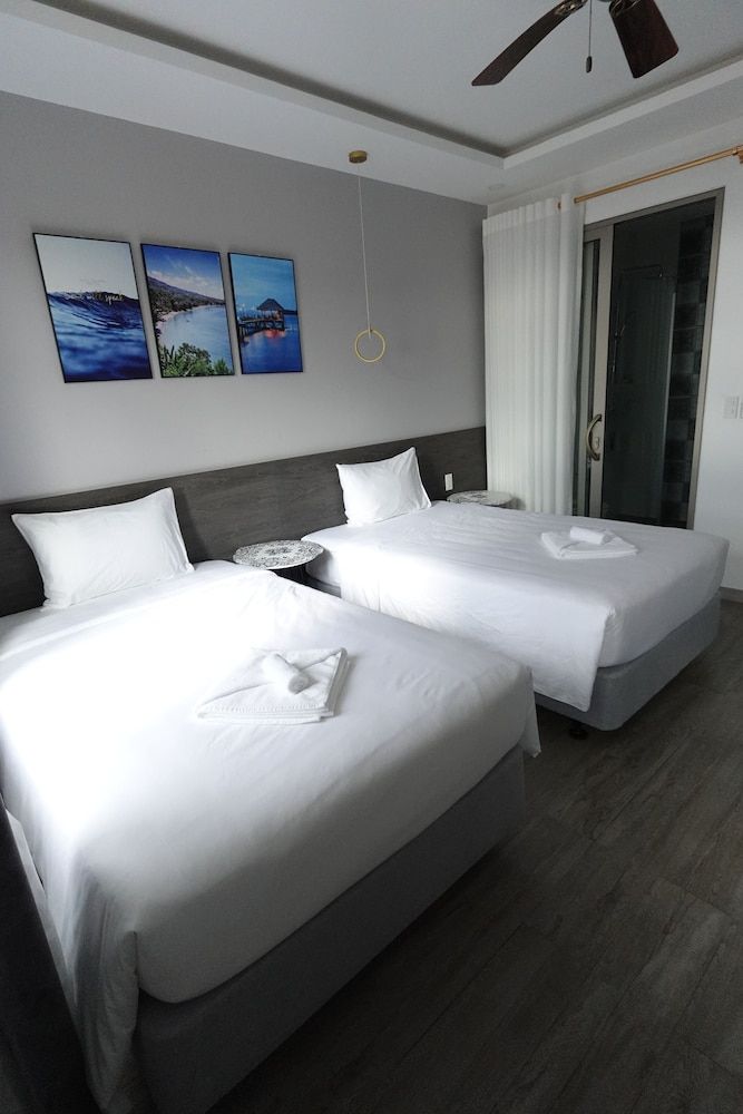 Standard Double or Twin Room, Multiple Beds, Non Smoking, Ocean View