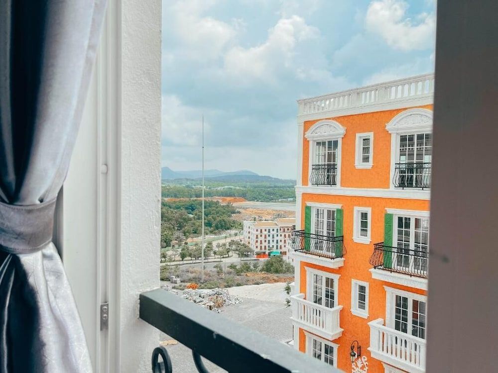 Labe Hotel Phu Quoc - Hon Thom Island Deluxe Quadruple Room, Balcony, City View 5