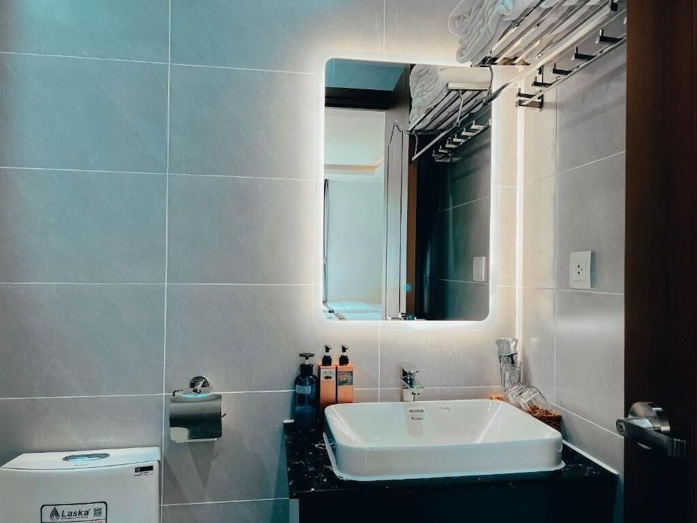 Labe Hotel Phu Quoc - Hon Thom Island Deluxe Quadruple Room, Balcony, City View 6