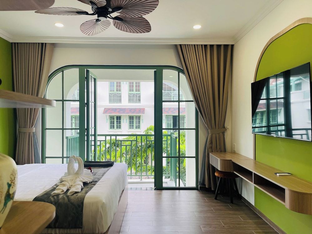 Elyday Village Phu Quoc Deluxe Villa, 4 Bedrooms, Kitchen 31