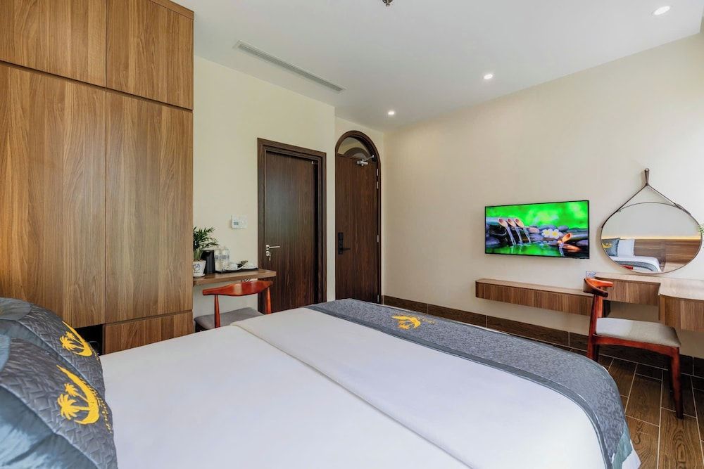 Alba Sand Hotel Phu Quoc Deluxe Double Room, City View 4