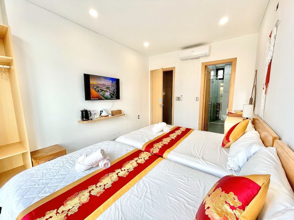Standard Triple Room, 1 Bedroom, River View, Beachside