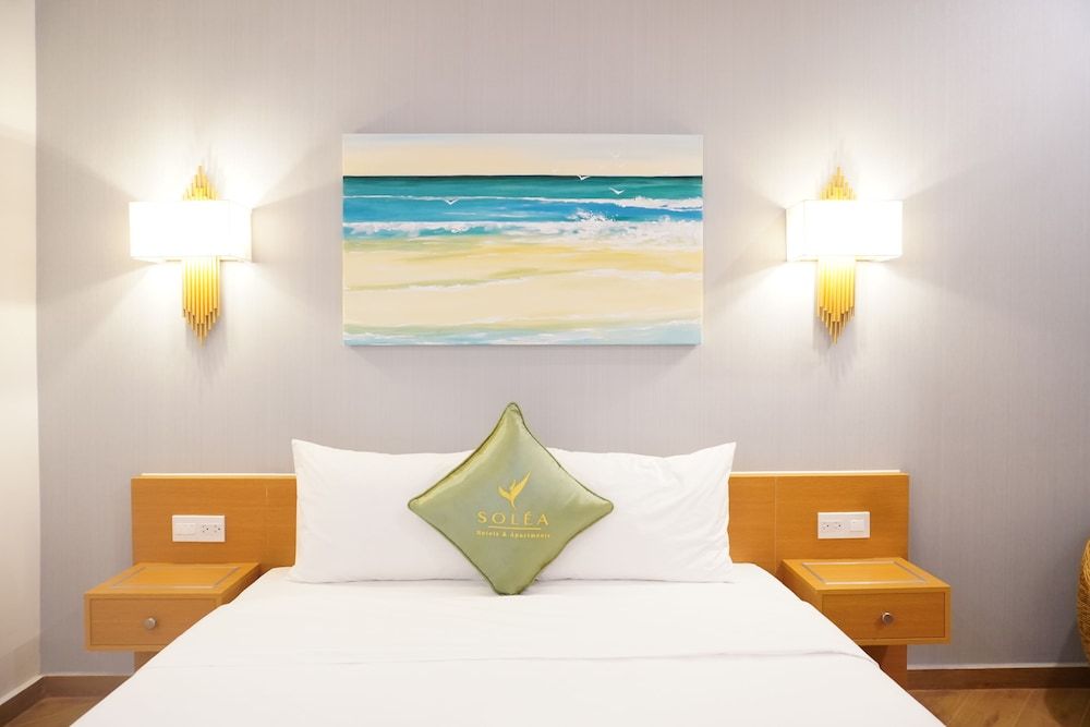 Deluxe Double Room, 1 Queen Bed, City View
