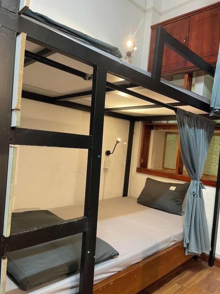 Standard Shared Dormitory