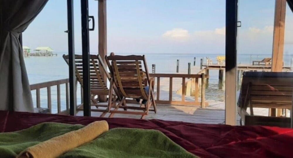 Freedom Beach Resort Panoramic Bungalow 3