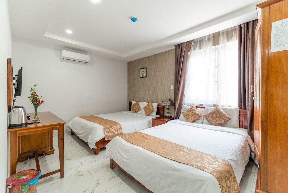 Basic Double Room (with Window)