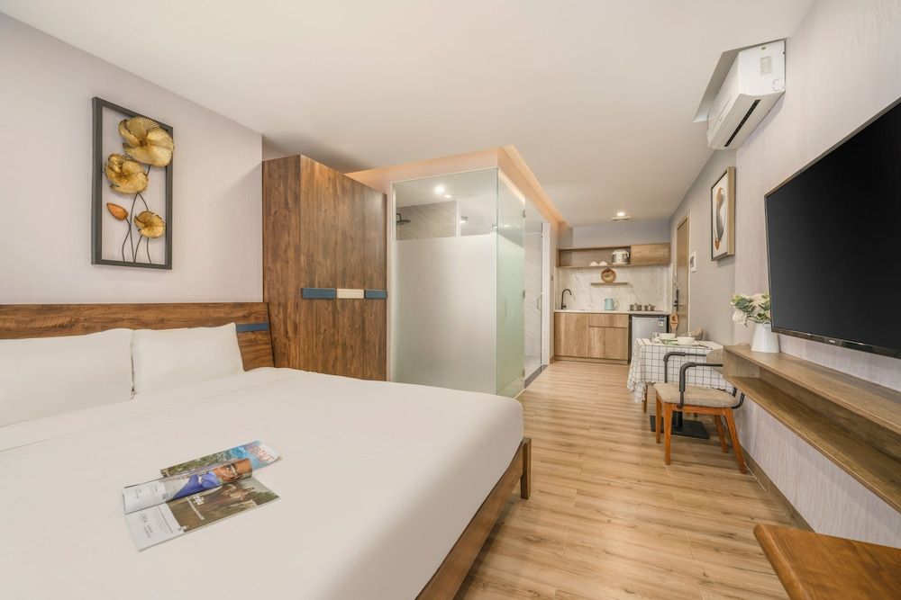 Deluxe Apartment, 1 Bedroom, Kitchen, City View
