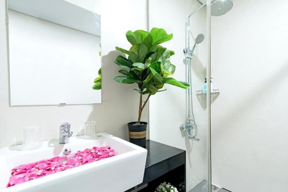 Lamore Hotel Da Nang Double Room, City View 6