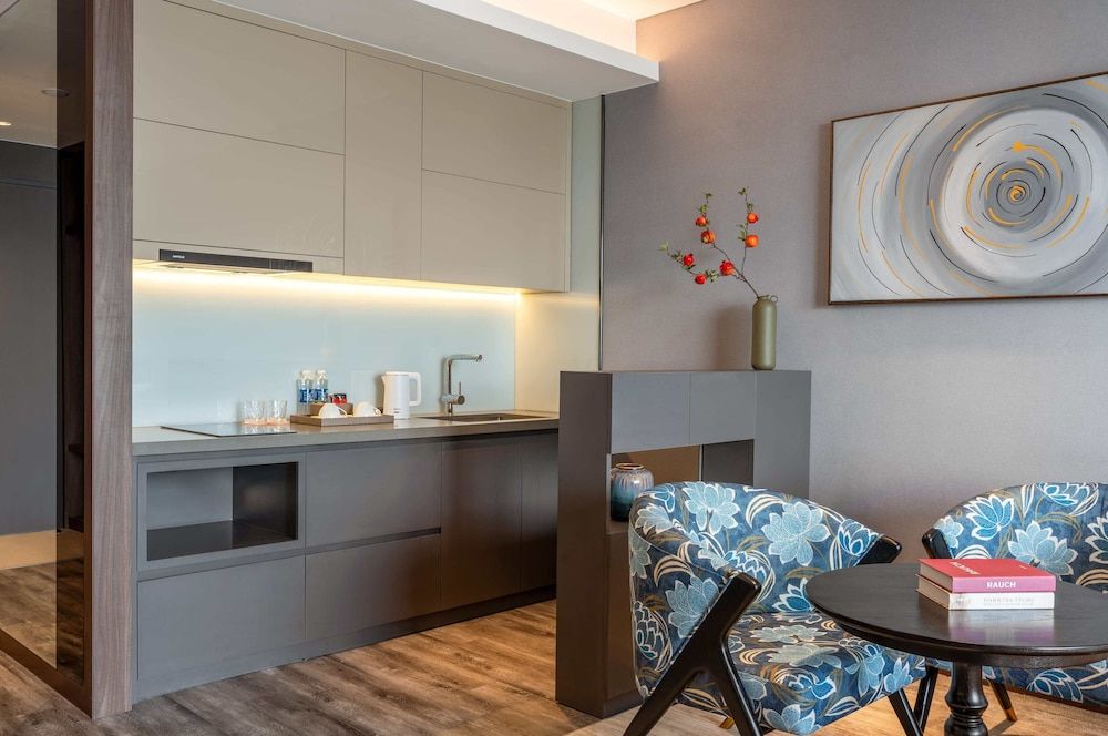 Centre Point Danang Hotel & Residence Studio Twin City View 5