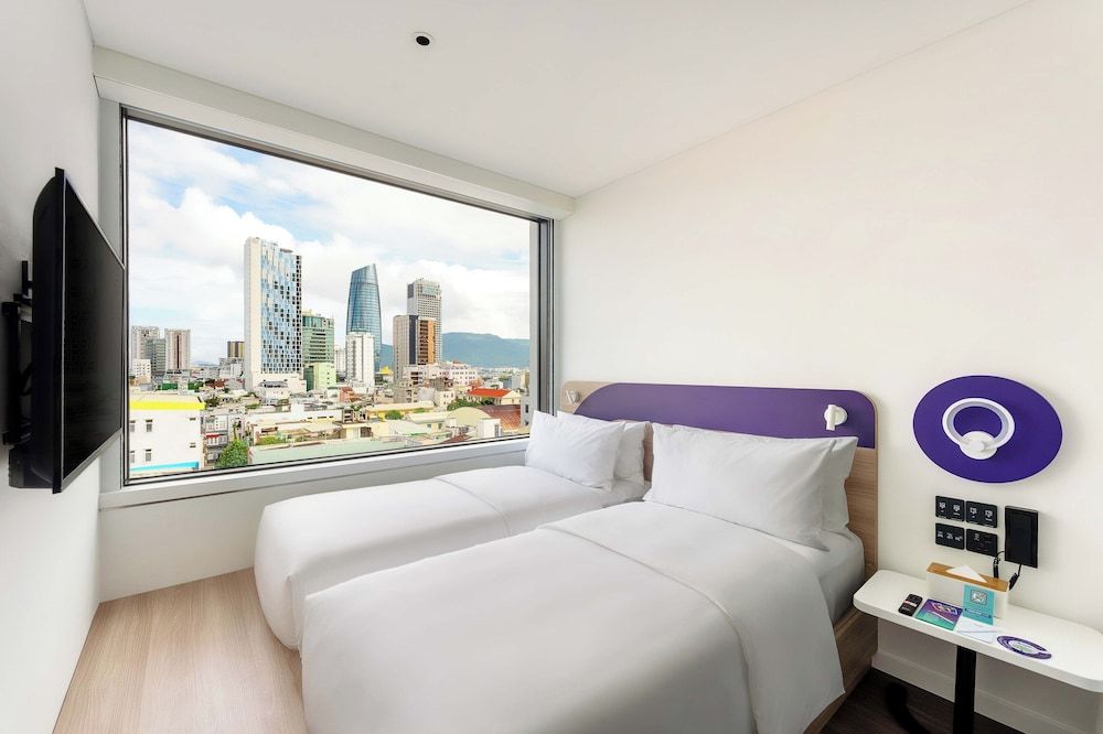 Deluxe Twin Room, City View