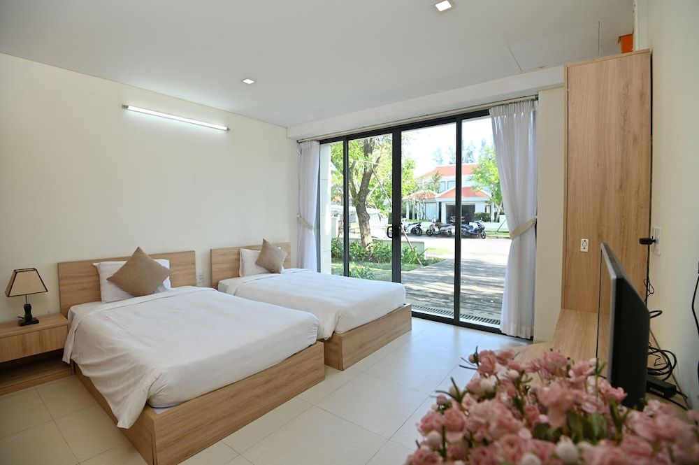 Traditional Villa, 4 Bedrooms, Garden View