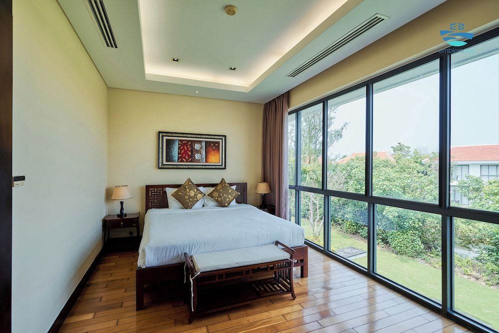 Deluxe Villa, Garden View