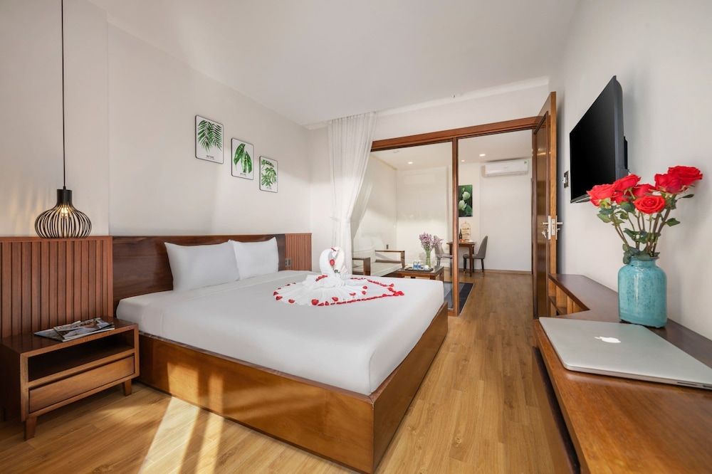 Dana Boutique Hotel & Apartment Senior Apartment, 1 Bedroom, Balcony 3