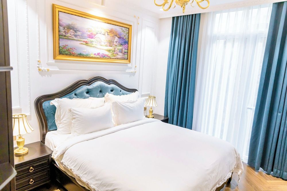 Deluxe Room, Balcony, Courtyard Area