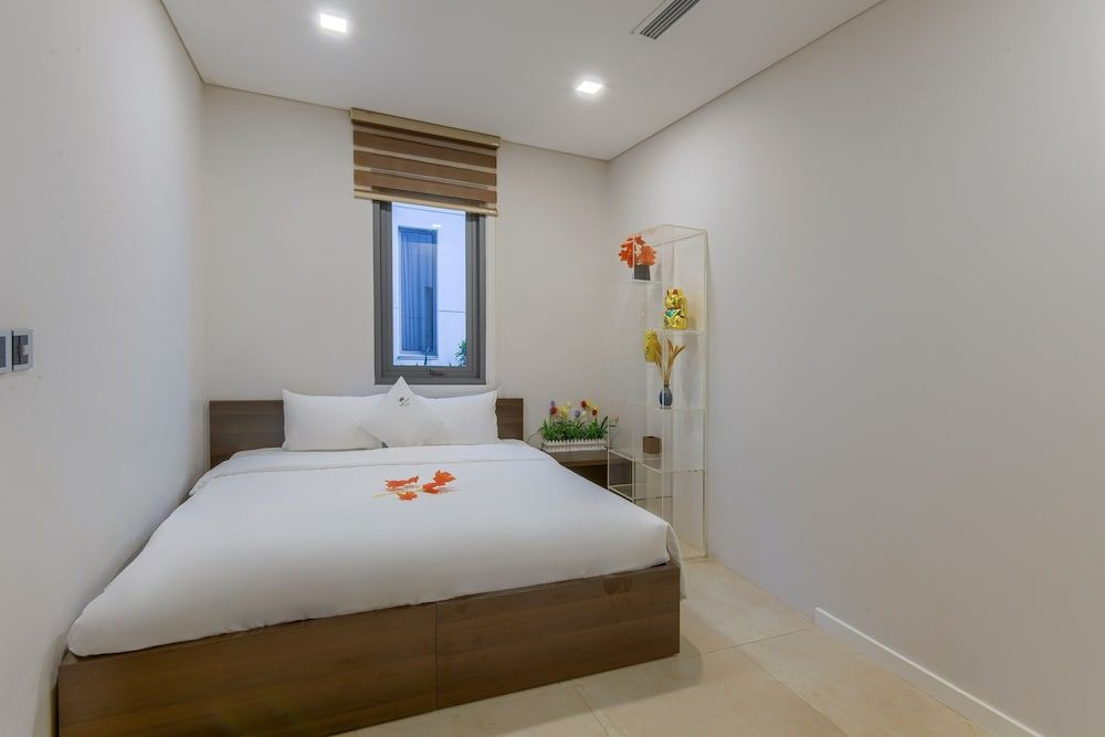 Luxury Villa, Multiple Bedrooms, Beach View, Beachfront