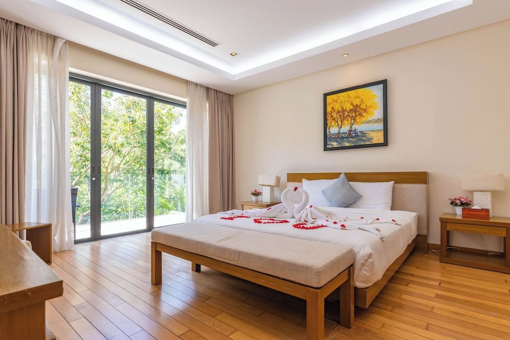 Superior Villa, 4 Bedrooms, Garden View