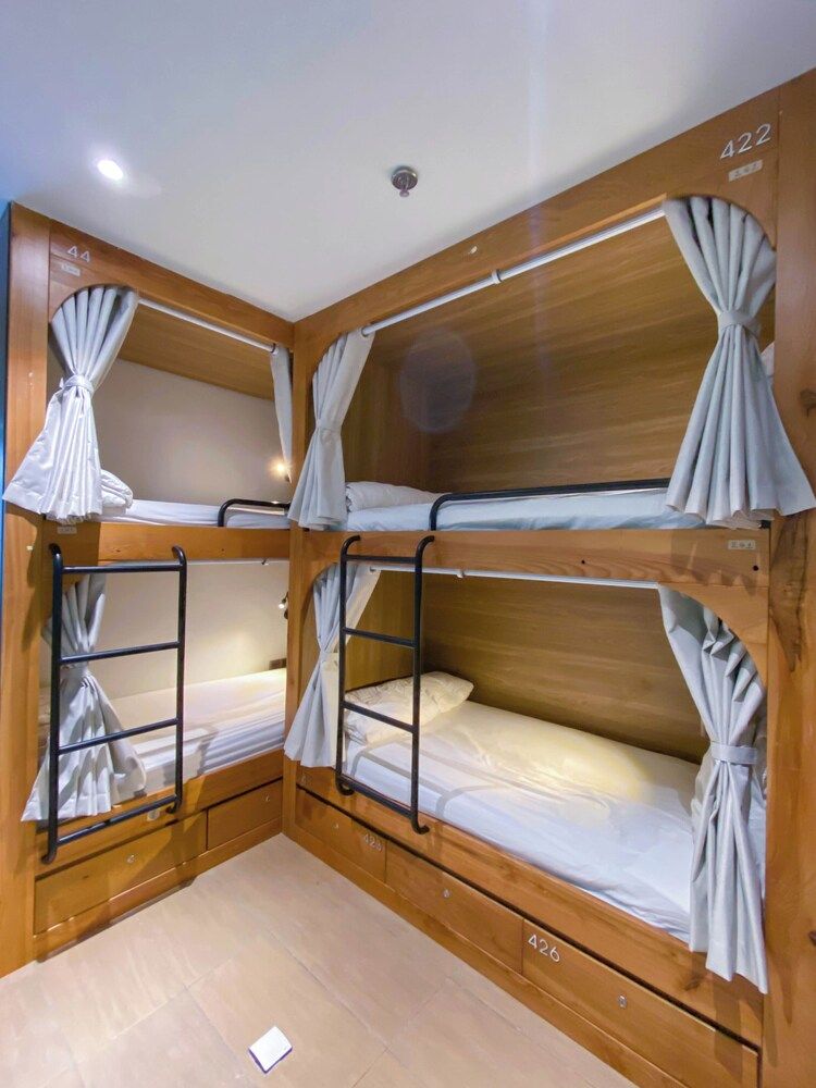 Seahorse Signature Danang Hotel Haviland Family Shared Dormitory 5