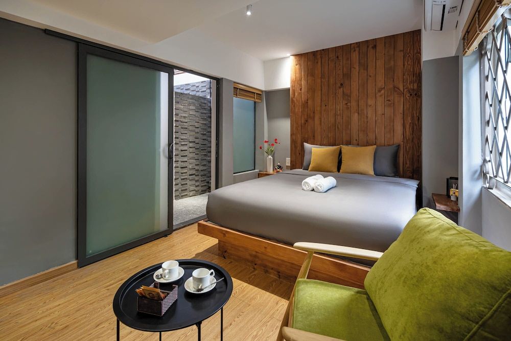 Design Double Room, 1 Queen Bed, Non Smoking, Ground Floor