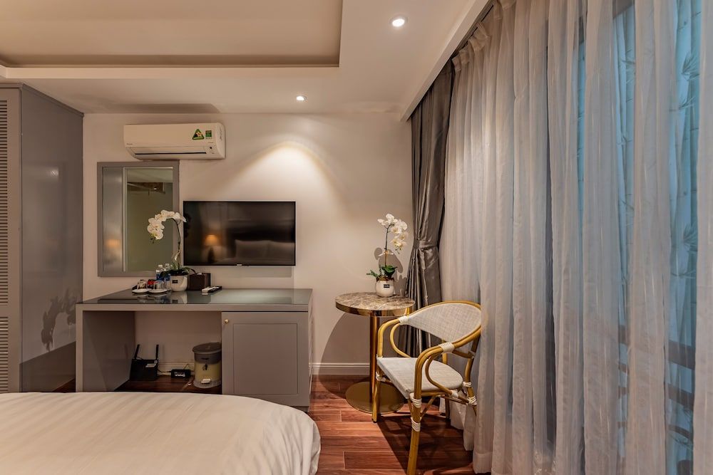 Economy Room