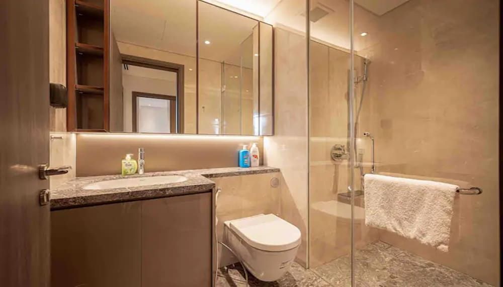 The Marq Luxury Vacation Hochiminh City Royal Suite, 1 Bedroom, Club Lounge Access, City View 8