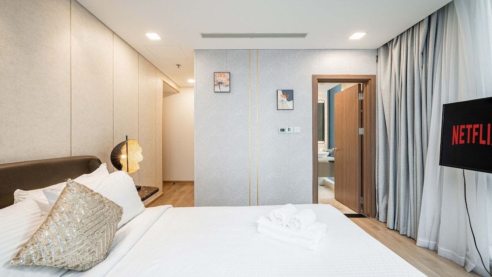 Deluxe Apartment, 2 Bedrooms, Balcony, City View