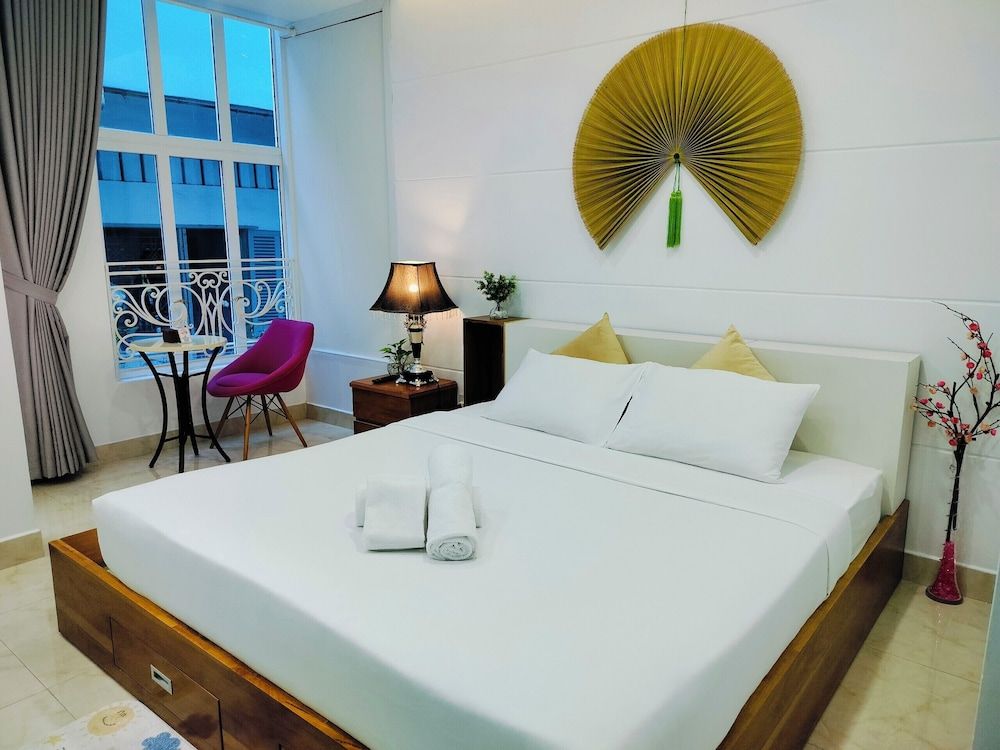 Deluxe Room, 1 King Bed