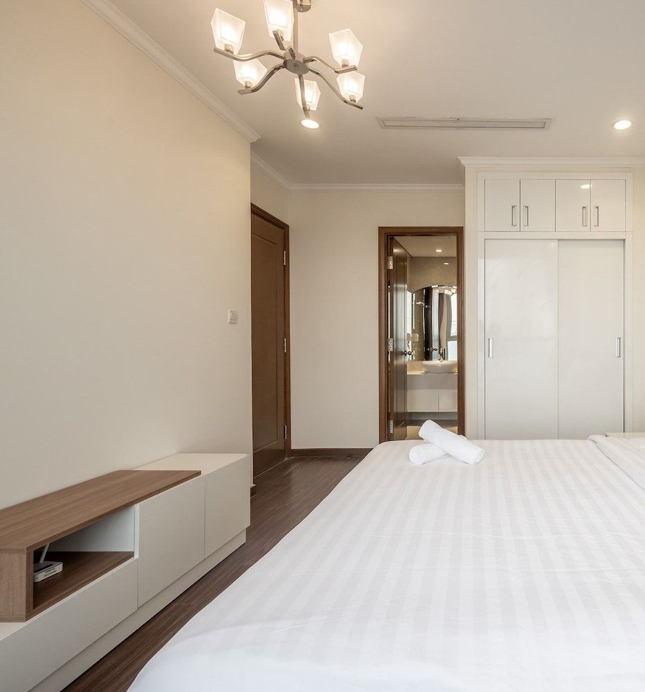 Premium Apartment, 2 Bedrooms, Kitchen, City View