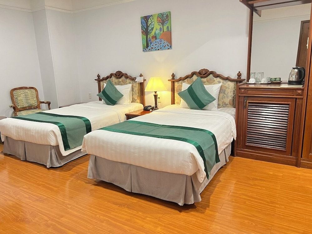 Superior Twin Room, No Windows
