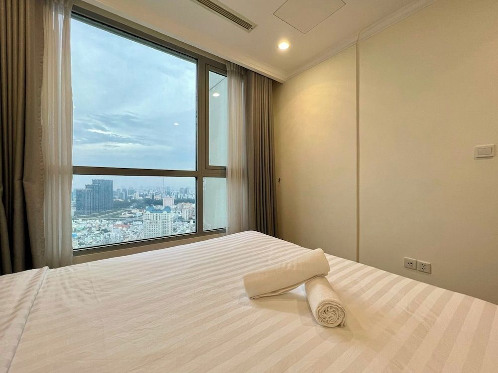Design Apartment, 1 King Bed, Ensuite, City View
