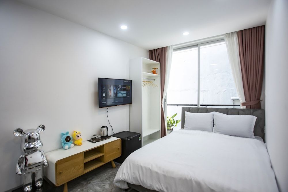 Deluxe Double Room, Balcony, City View