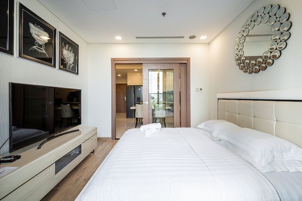 2 Bed Landmark 81 City Apartment 5