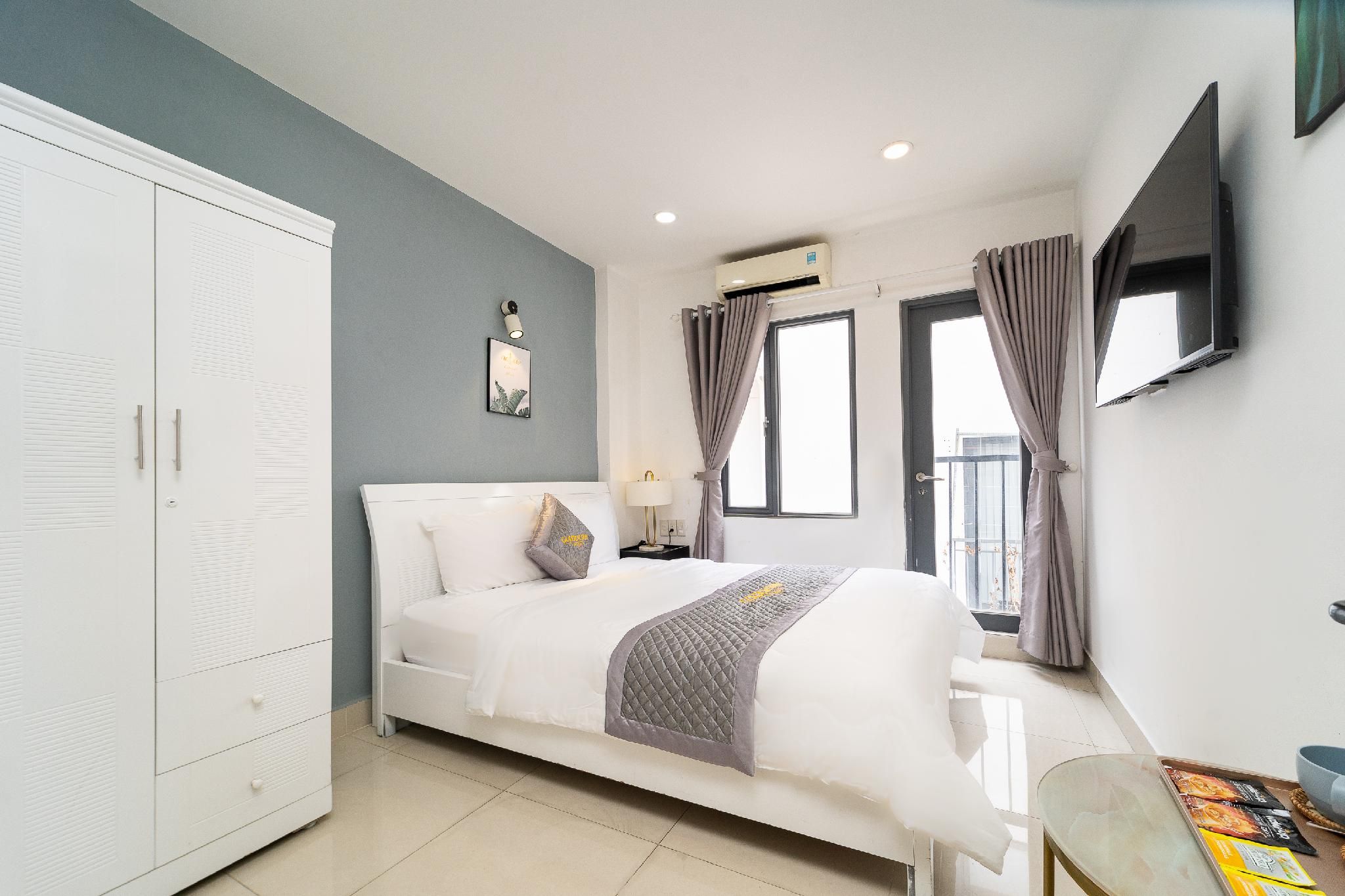 King Studio with Kitchenette