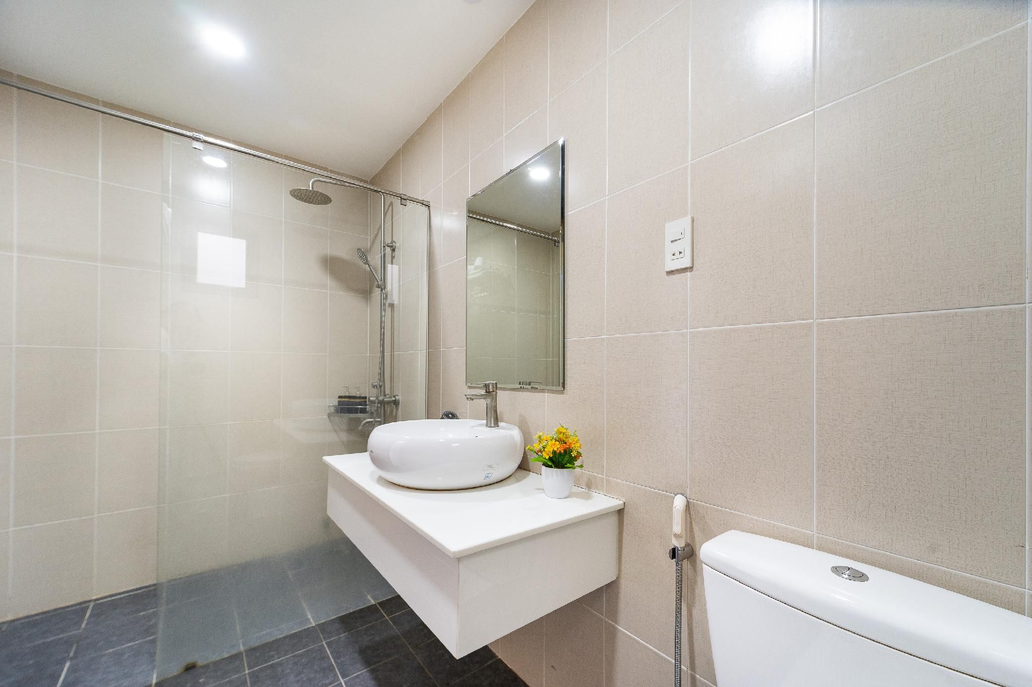 Deluxe King Room with Balcony