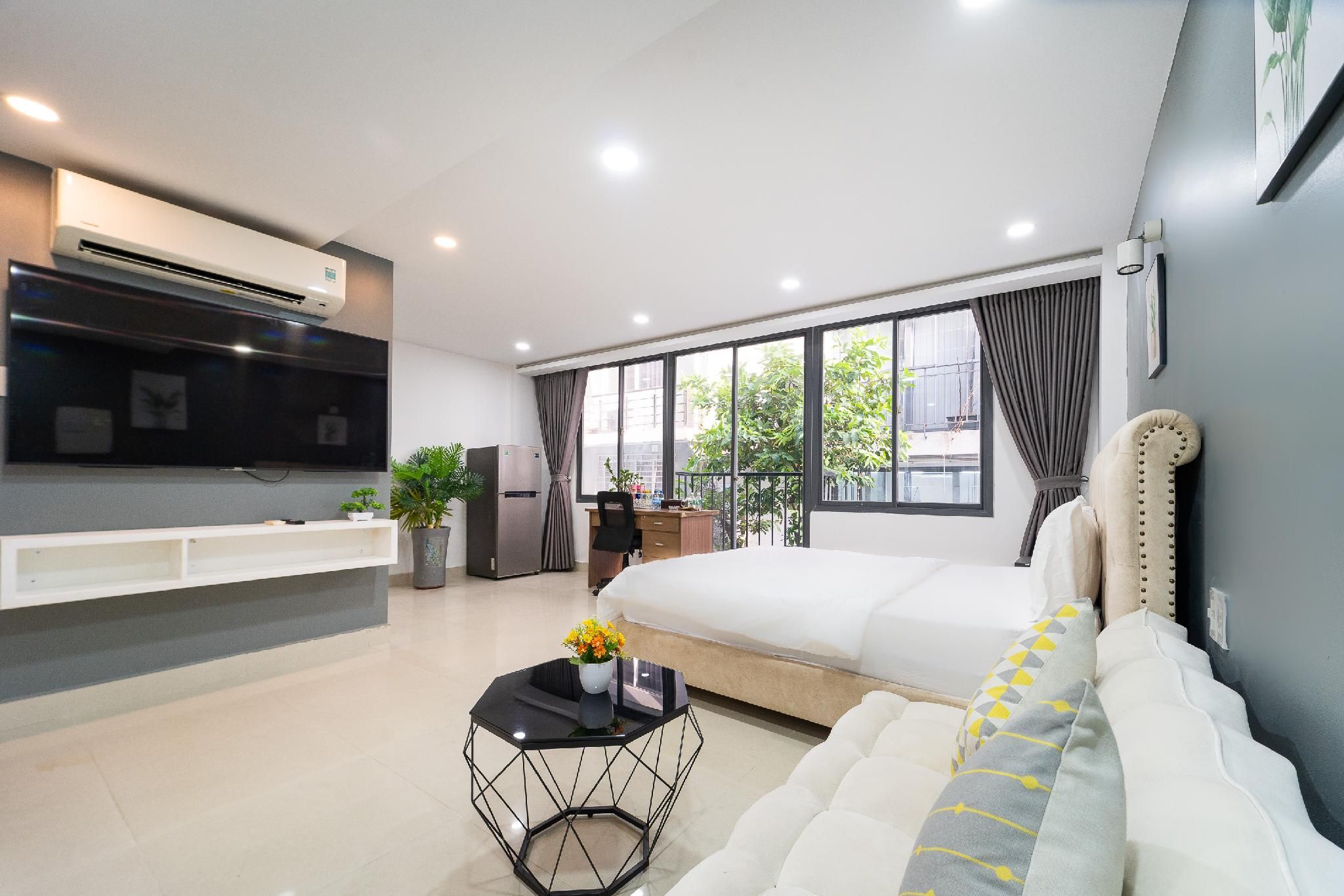 Deluxe King Suite