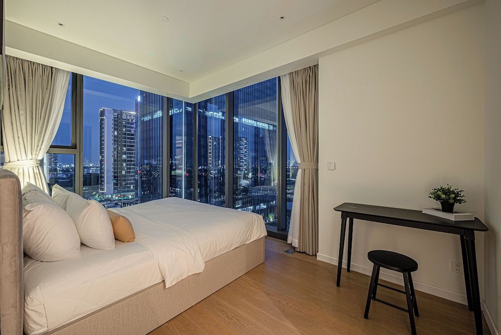 Signature Apartment, 2 Bedrooms, Balcony, Corner