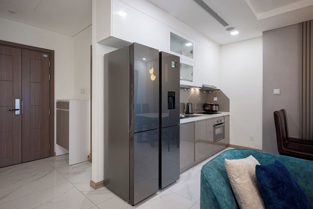 Isabelle Luxury inside Landmark 81 Tower Deluxe Apartment 11