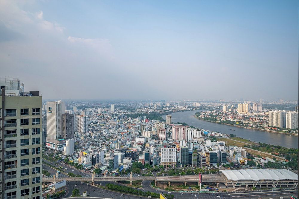 Isabelle Luxury inside Landmark 81 Tower Junior Apartment 11