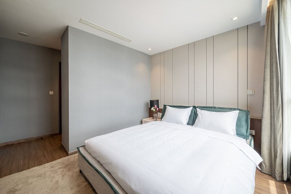 Luxury Apartment, 4 Bedrooms, Balcony, City View