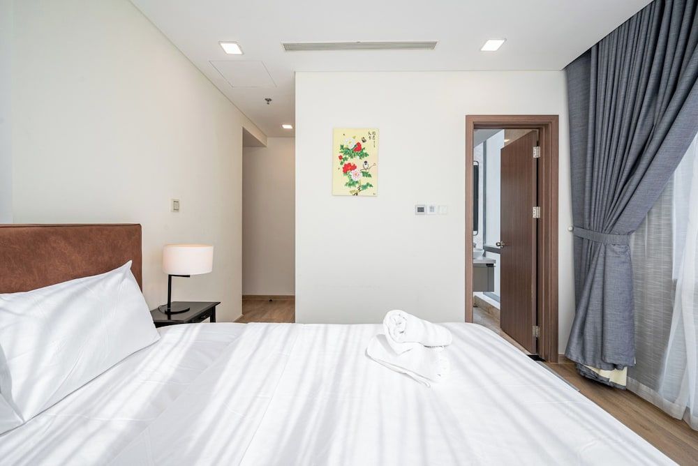 Presidential Suite, 3 Bedrooms, Business Lounge Access, City View
