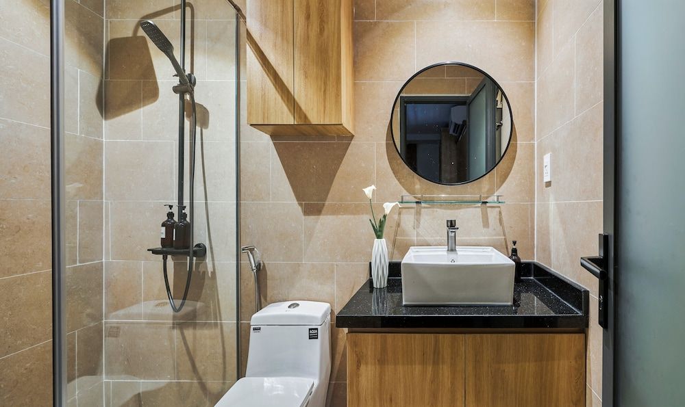 Mihn Suites Ben Thanh Deluxe Room 3