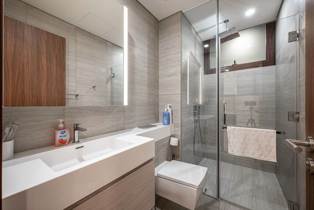 Metropole Complex By KVG Suite Apartment Grand Suite, 1 Bedroom, Pool Access, City View 7