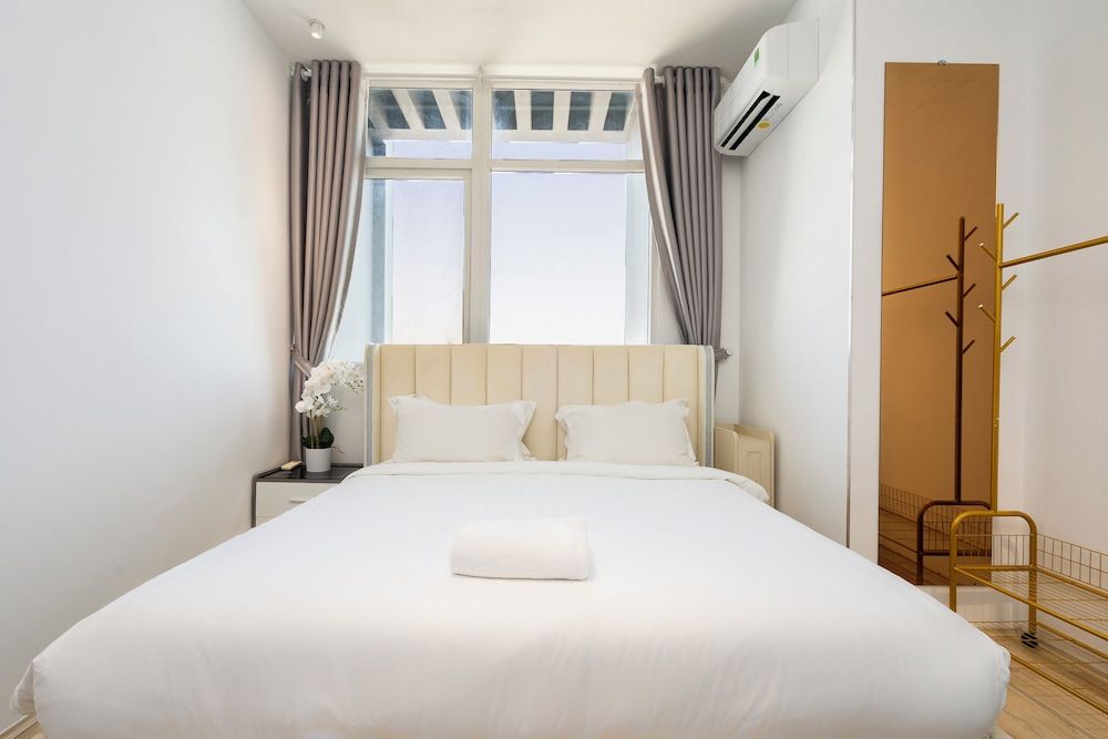 THE ONE Saigon - ANGIA Hospitality Deluxe Apartment, 3 Bedrooms, Kitchen, City View 6