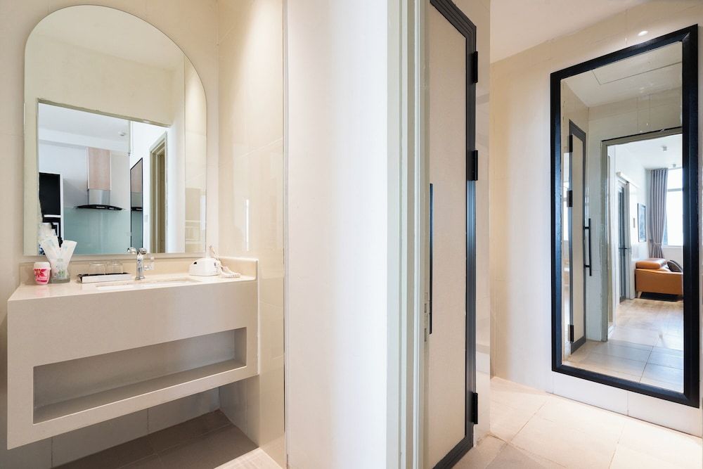 THE ONE Saigon - ANGIA Hospitality Deluxe Apartment, 3 Bedrooms, Kitchen, City View 18