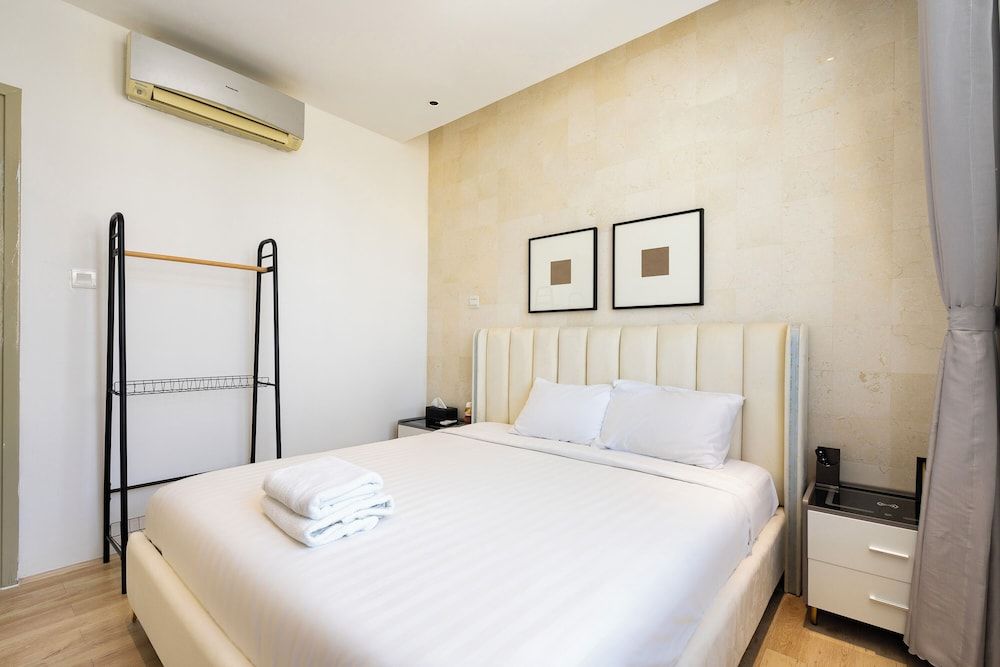 THE ONE Saigon - ANGIA Hospitality Deluxe Apartment, 3 Bedrooms, Kitchen, City View 3